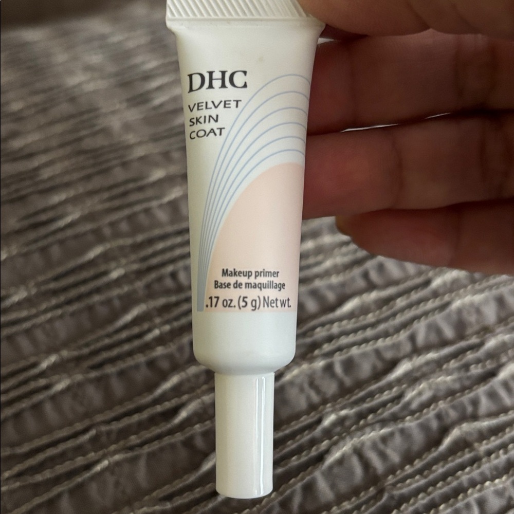 DHC VELVET PRIMER New in package never opened - Picture 2 of 8